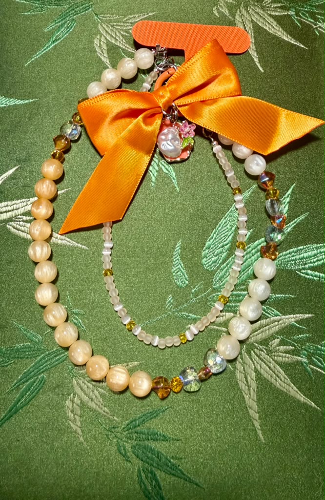 Sunlit Blossom UV-Reactive Charm